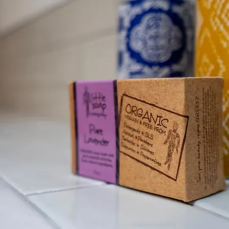 アパート 123 Nunnery Lane